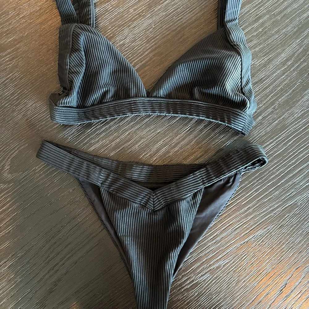 Frankies Bikinis Georgia Ribbed Bralette Bikini Top in Black | Size: Large - Picture 1 of 6